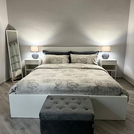 Trento House Zona Stazione Centro Storico Lejlighed Parma Eksteriør billede